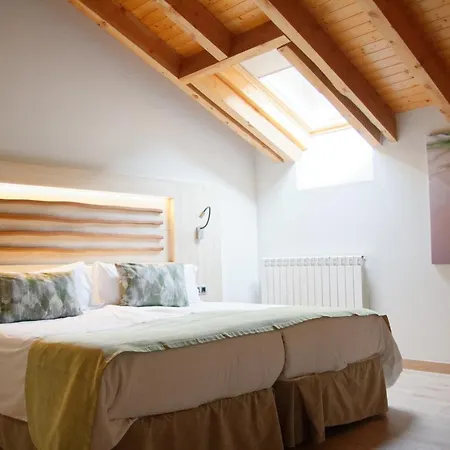 Hotel Rural Montanas De Pumar Besullo