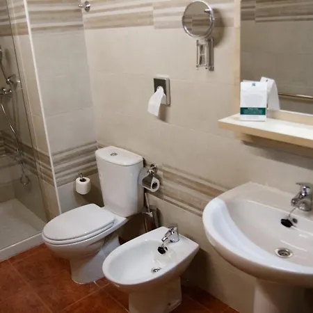 Rural Montanas De Pumar Hotel 4*