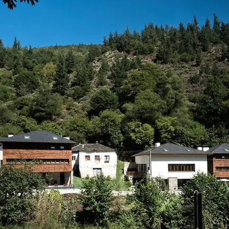 Rural Montanas De Pumar 4* Besullo