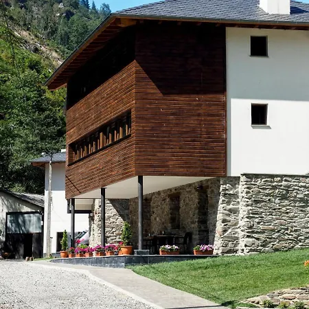 Rural Montanas De Pumar Hotel 4*