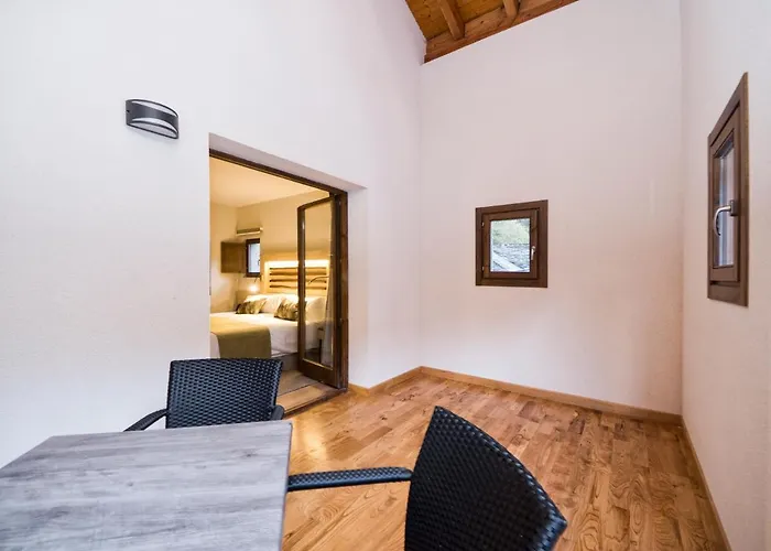 Rural Montanas De Pumar 4* Besullo