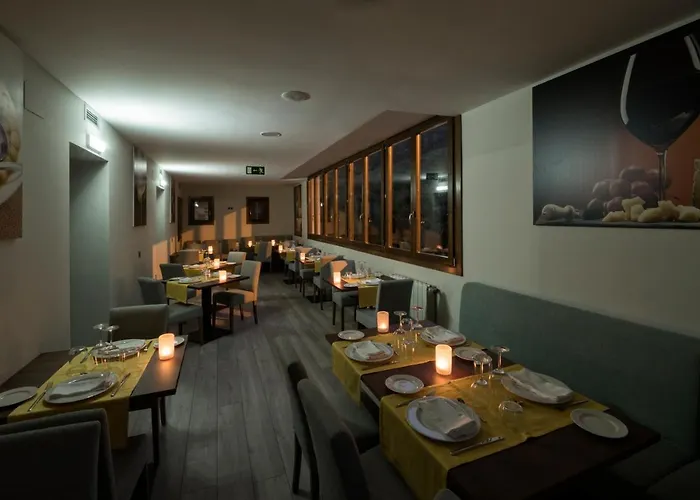 Rural Montanas De Pumar Hotel