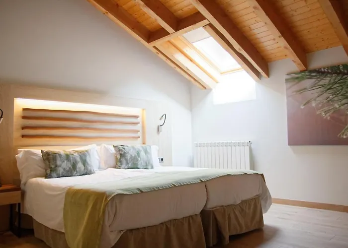 Hotel Rural Montanas De Pumar Besullo