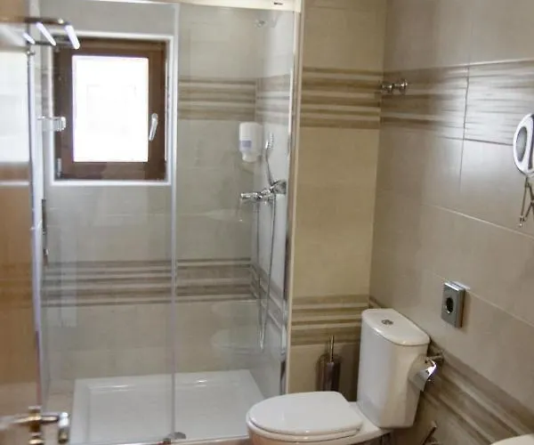 Hotel Rural Montanas De Pumar