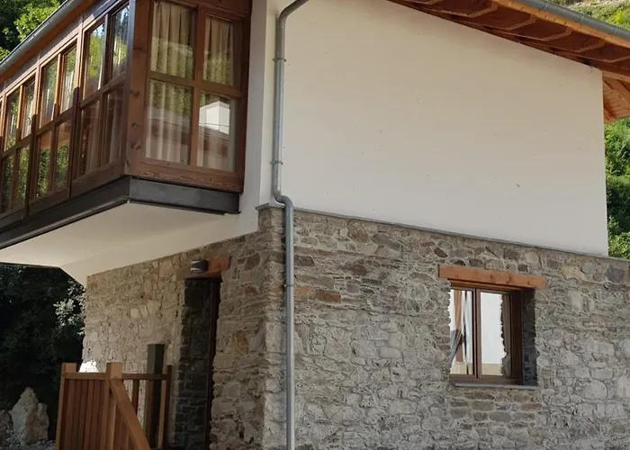 Hotel Rural Montanas De Pumar