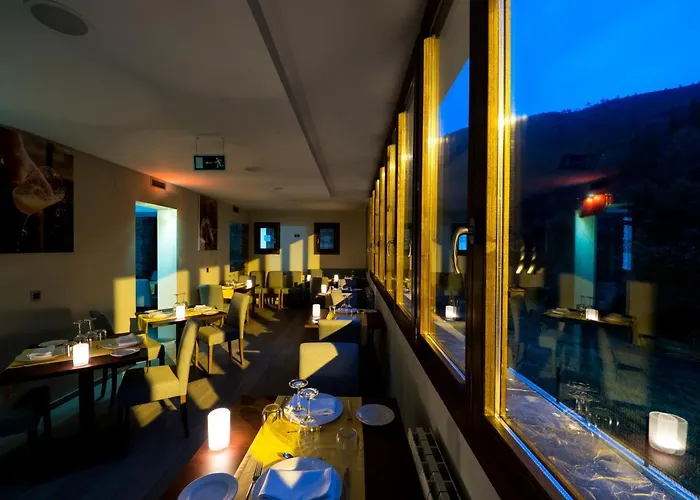 Rural Montanas De Pumar 4* Besullo